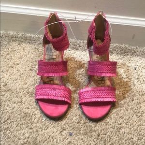 Bnwt Sam and Libby pink  taffeta heels